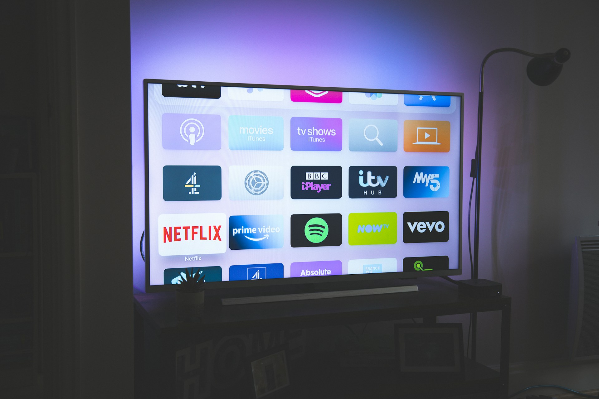 IPTV South Africa - best IPTV provider South Africa, buy IPTV South Africa, IPTV subscription South Africa on Smart TV 4K HD